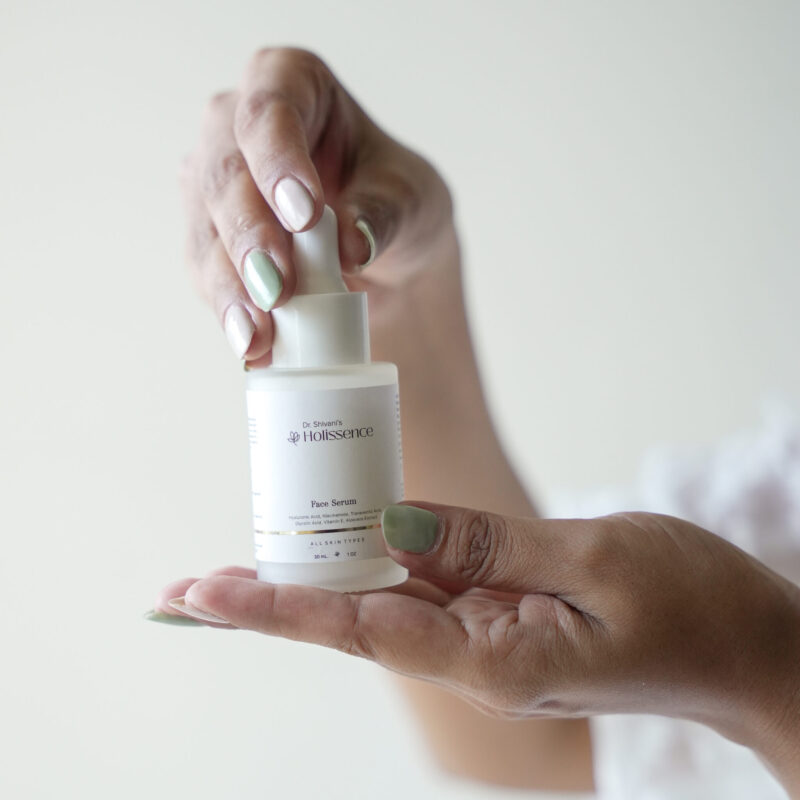 Holissence Face Serum